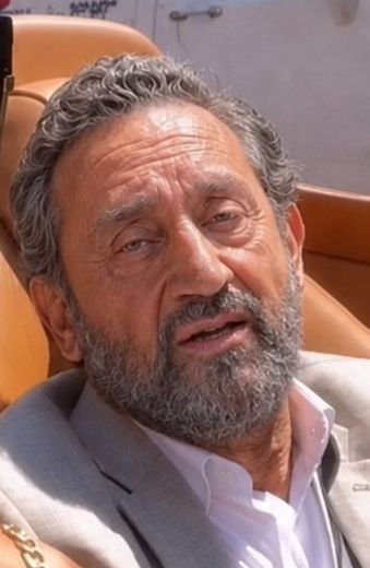 MathieuUzan's tweet photo. Hanouna dit " Le pauvre Joe Biden " Très drôle Biden le pédophile ou le bidon président ?
#TBT9 https://t.co/LYyRusaNRc