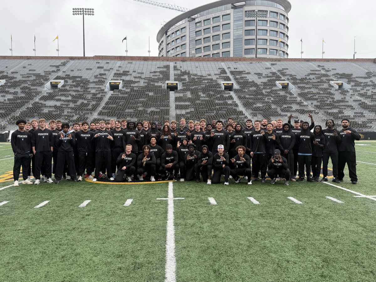 Coach_Hoskins's tweet photo. Walk-thru at Kinnick Stadium on the way to play Lincoln.  Thank you @HawkeyeFootball !  Good luck at Michigan!  #SLEDGE 🦚 https://t.co/bwdFnrD73v