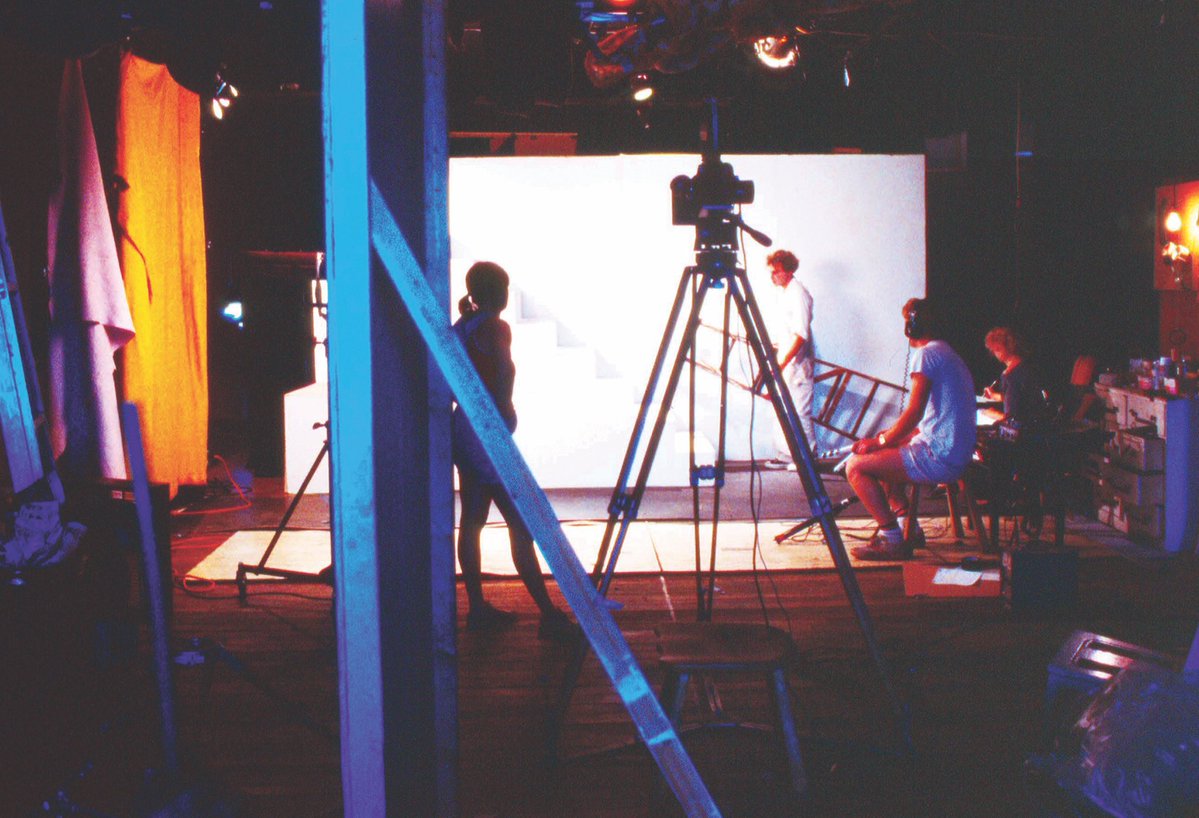 muscledistro's tweet photo. Our new 4K restoration of SCREAMPLAY opens today at @AnthologyFilm! To celebrate, here’s some never-before-seen — COLOR! — behind-the-scenes photos from the film’s production.

Tickets and more info here:
https://t.co/kAcvcPzwfg https://t.co/cSwysLl7WV