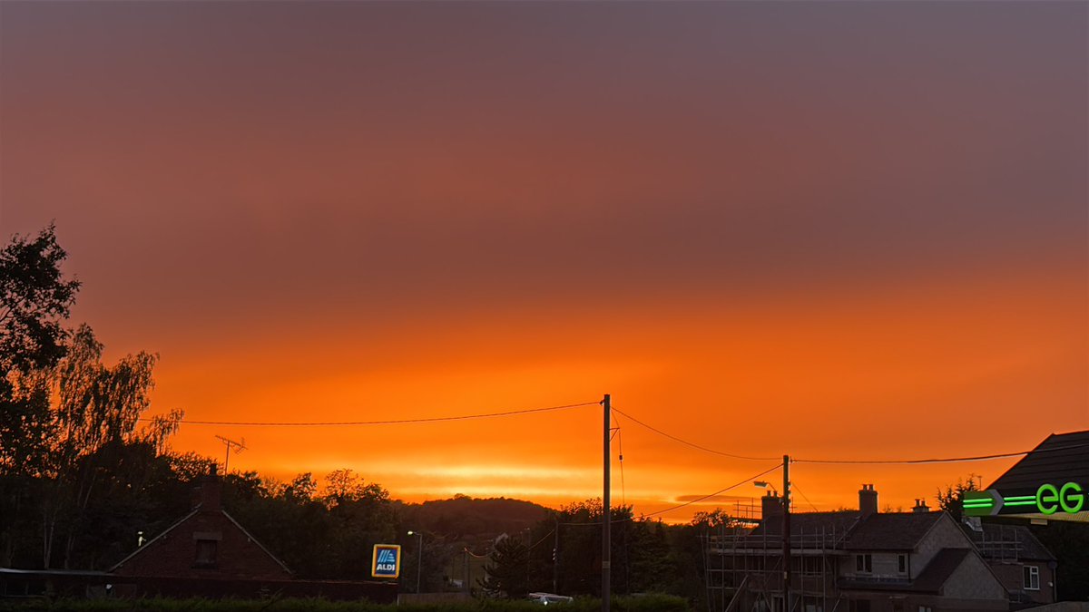 caulkers25's tweet photo. Who’d ever want to live in the industrial wastelands of North Staffordshire!! #home #proud #northstaffs https://t.co/EHeemxSuF6