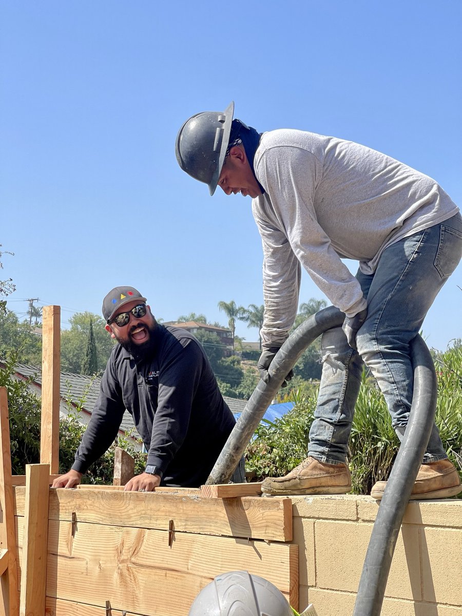 AlphaStructural's tweet photo. Skill gets you hired. Caring is why you stay.

Memo just hit 10 years with Alpha Structural and he's living proof. Congrats, Memo!

We're hiring Foremen, Project Supervisors, Engineers &amp; Estimators this fall.

📩 Hiring@alphastructural.com

#Hiring #ConstructionJobs https://t.co/nzpvXVXBoy
