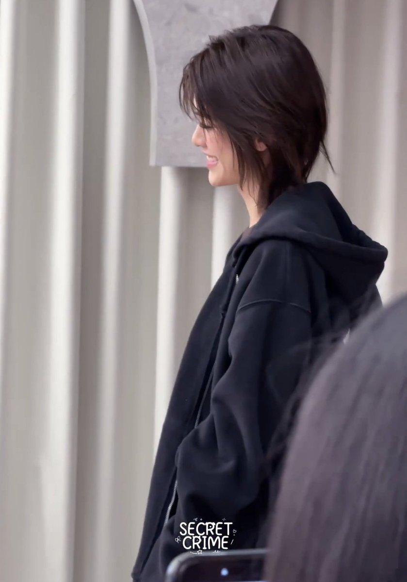 ZEIIK_Ss's tweet photo. สายตาอบอุ่นเสมอเยย https://t.co/hoESUuY2nl