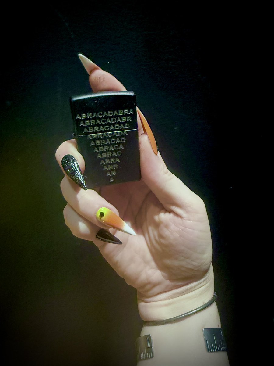 Mort3mer's tweet photo. 🔥 NEW ZIPPOS 🔥

Four new genuine Zippo lighters, designed + engraved by me in my Portland studio 🖤 Featuring sacred sigils, occult symbols &amp; a little bit of magic out now! https://t.co/rct28KV5s5