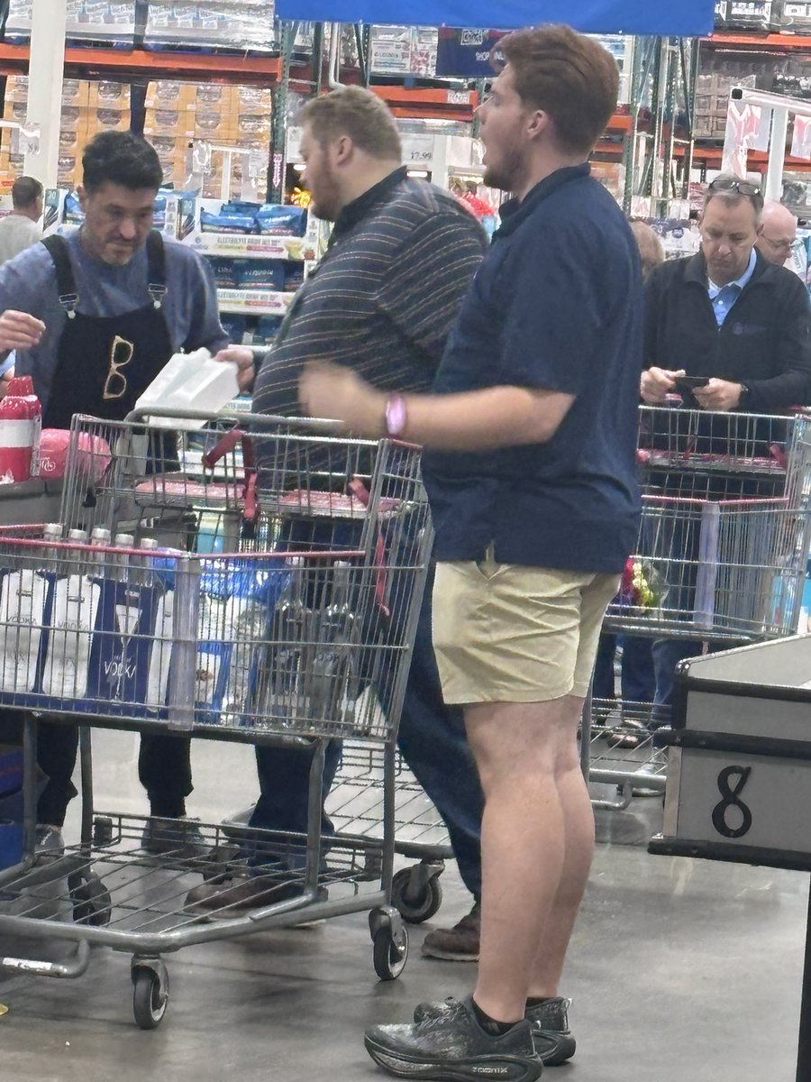 Clean_Cock5544's tweet photo. Big Red at Costco. Caught him mid E85 dance @bigred @alexdaughtery https://t.co/sIkf9135lb