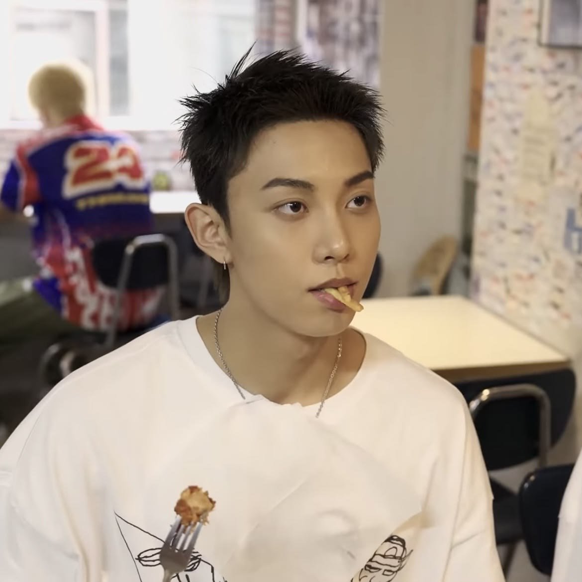 Ryuluv3r's tweet photo. Baby, can you call me back ? I miss you https://t.co/9llKpACPGD