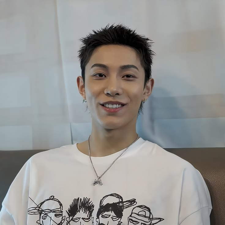 Ryuluv3r's tweet photo. Baby, can you call me back ? I miss you https://t.co/9llKpACPGD