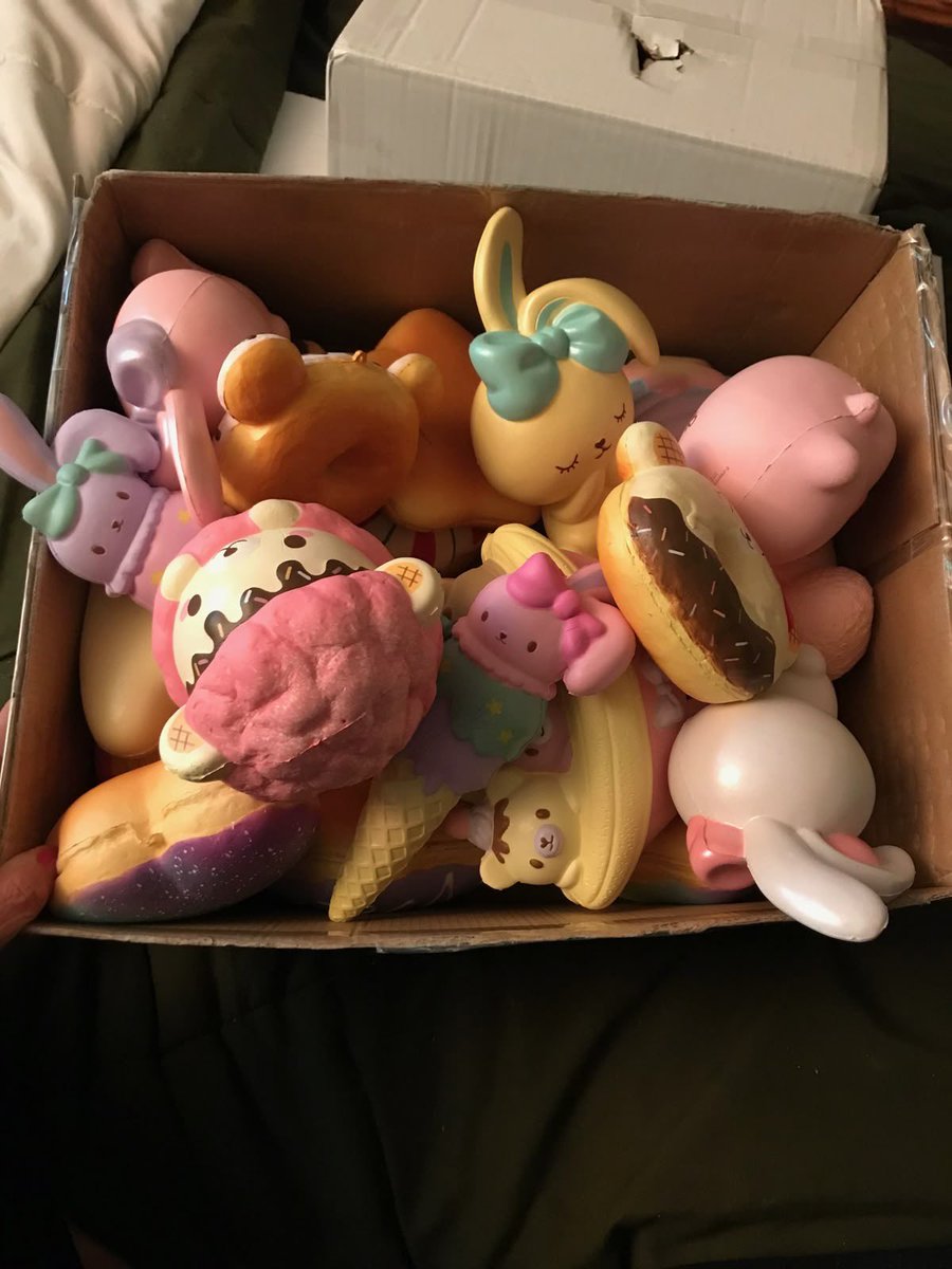 soulymonse's tweet photo. does anyone remember these toys?, I used to be obsessed with them and had so many. https://t.co/dLS9SJtSPo