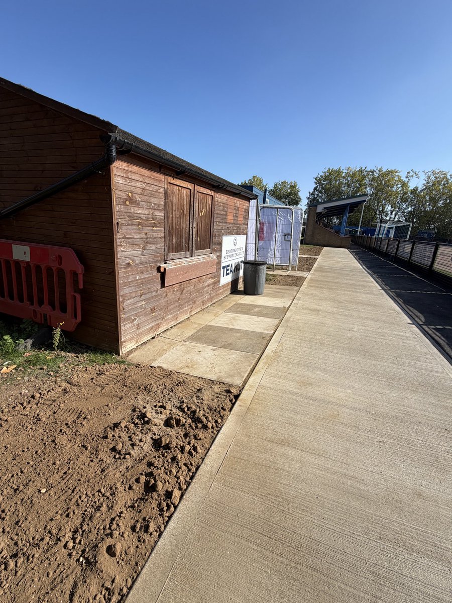 BedfordTown's tweet photo. HEREFORD GAME UPDATE 🐂

🚧 ECL ground works are now complete. All the ground is open. Please take care around the fresh concrete. 
⛔️ Segregation in place. Please enter via the home or away designated turnstile and remain in the area of the side you are supporting. 
🎫 ALL TICKET. Please purchase tickets before coming to the Eyrie. 
☕️ Tea Hut open as normal. Segregation moved as a trial. 
🍺 Estrella and outside bars open. 
🛒 New ranges in the shop 
🗓️ Fixture posters available in shop. 
🚙 Park sensibly and tight. Real Bedford are also at home, so parking will be busier than normal. 
🕒 Arrive in good time! Do not expect to arrive at 2:55pm and get in without issue. Give yourself plenty of time to get into the ground. 
👮‍♂️ Extra SIA stewards are in place with stricter searching. 
🚔 Bedfordshire Police in attendance at the game. 
😊 ENJOY THE GAME and go home safe. 

#COYE @HerefordFC
