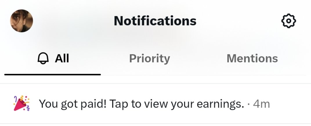Sareem48's tweet photo. Finally First Payout For the Original Content Rewards program https://t.co/la3oRBxggP