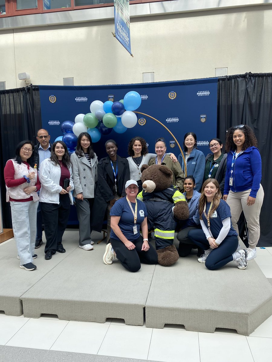TorontoMedics's tweet photo. As part of #TPSweek, the PACE Team came together on September 23 to officially kick off the team and celebrate the people behind the work. π It was a great day of collaboration, team spirit, and celebration. β¨
#PACEmakers #healthandwellness #torontoparamedics https://t.co/xQVR9XWXXK