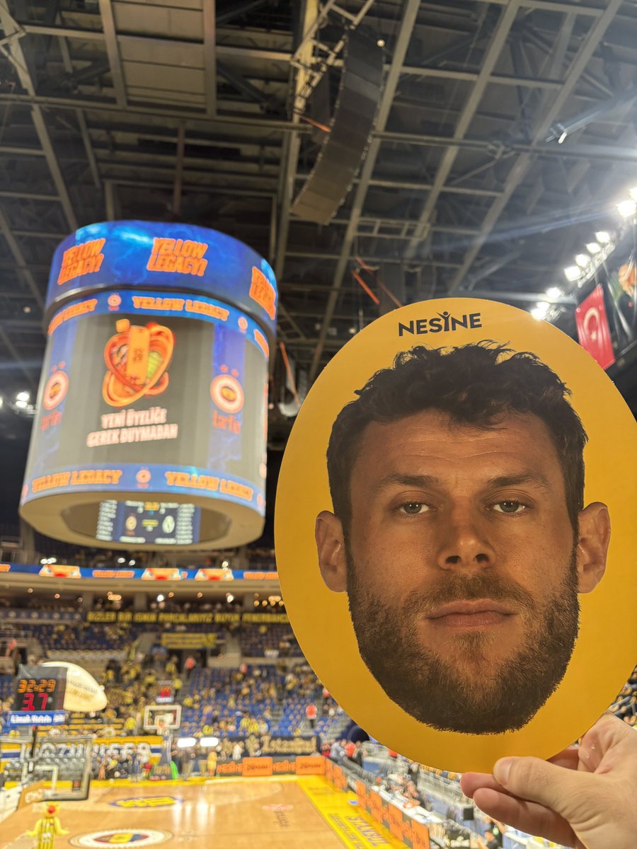 shelbyltdcomp's tweet photo. Melli babammm 💛💙 https://t.co/Y25VIiZvcc
