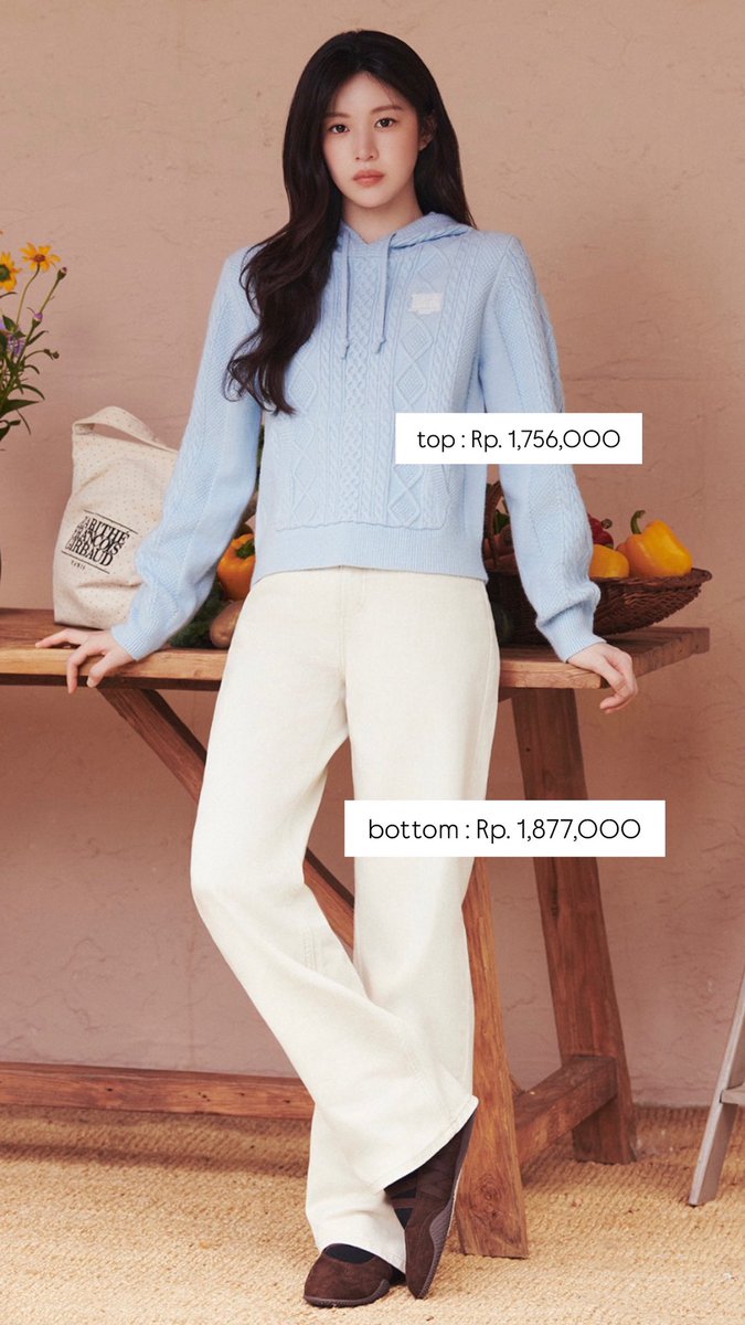 Softtofu08's tweet photo. BUKA JASTIP KOREA 🇰🇷 
Based in Indonesia 🇮🇩

Marithé Go Youn Jung edition
DM to order 

#jastip #jastipkorea #goyounjung #trend https://t.co/mjGxGfF1d0