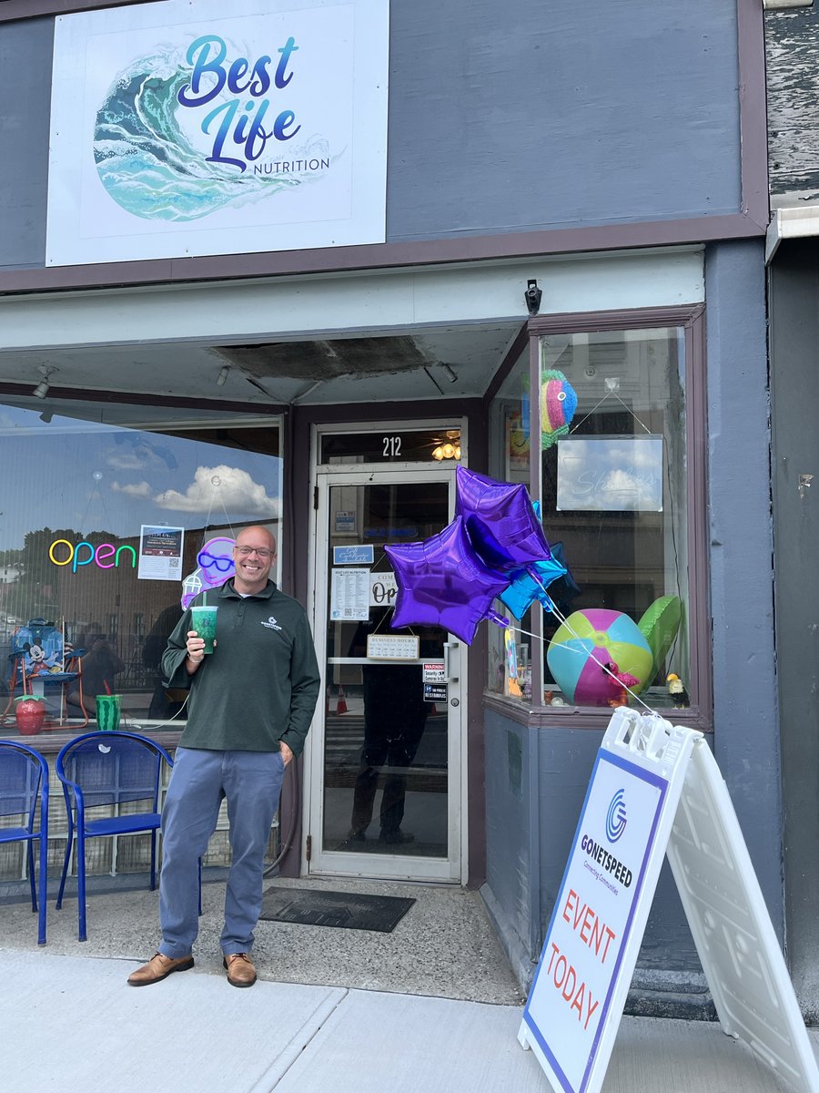 GoNetspeed's tweet photo. Here are some pics from a recent commercial pop up event attended by GoNetspeed associates, Jocelyn, Niki, Jake, Jaden, and Chris with Best Life Nutrition in Augusta. Best Life made a custom GoNetspeed drink, the Gusta Giiga Sip! https://t.co/u90cHY8UCz