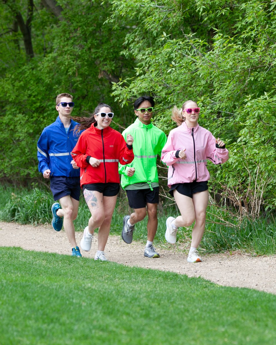 RunningRoom's tweet photo. The days are getting shorter, but your runs don’t have to.

Add visibility to those early-morning and evening runs with a Running Room reflective jacket. Designed to help you stand out when the light gets low. https://t.co/L0Qecq8e73