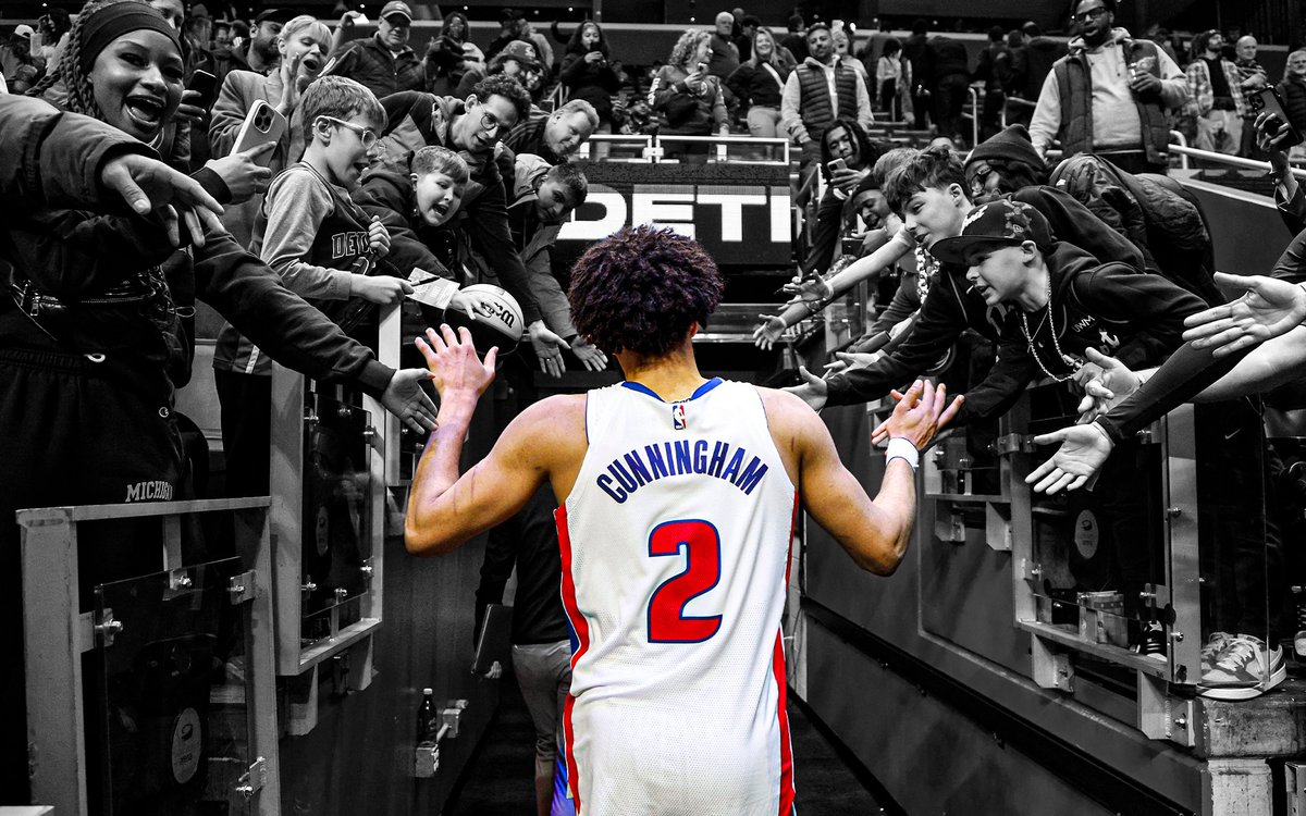 NBABrasil's tweet photo. O ANIVERSARIANTE DO DIA TEM MUITA AURA! 😮‍💨🔥🏀

Deixe aqui nos comentários seu parabéns para o Cade Cunningham! 🎂👀

#NBABday https://t.co/RMiAKFOfpd