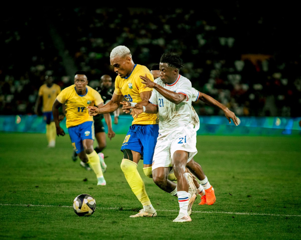 ndizeyejo1988's tweet photo. Ikipe y’Igihugu ‘Amavubi’ yatsinze Liberia, ibitego 3-1, mu mukino ubanza wo gushaka itike y’Igikombe cya Afurika cya 2027.

Ibitego byabonetse muri uyu mukino wabereye kuri Stade Amahoro, kuri uyu wa Gatanu, byatsinzwe na Biramahire Abeddy, Leroy-Jacques Mickels na https://t.co/yRW9xDLfFy