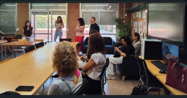 CamidelCros's tweet photo. EI Consorci Europeu, amb institucions
de nou països, ha iniciat la reunió de
Ilançament visitant la nostra escola que amb la diversitat està aconseguint excel-lents millores en els resultats educatius implementant SESI (evidència cientifica d'impacte social). https://t.co/DORSDDVe1X