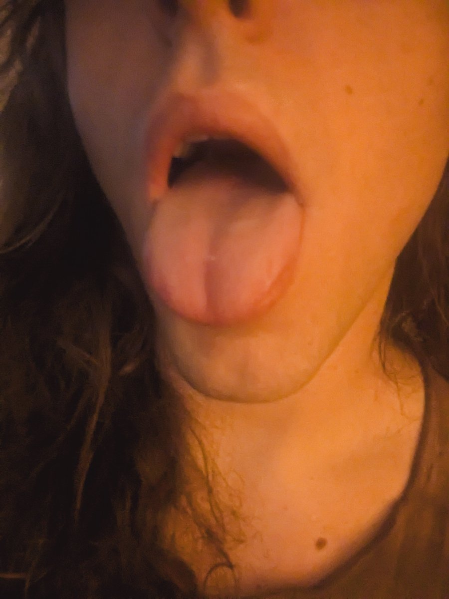 _weremutt_'s tweet photo. embarrassed but I was told I had to post maw >_< https://t.co/4wPFbEmqpi