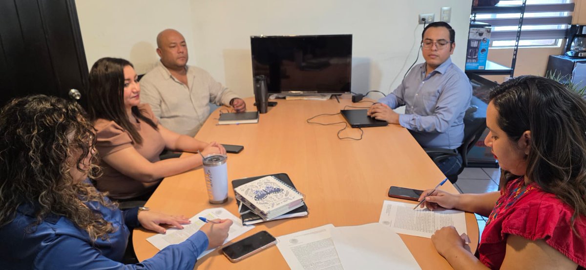 01JDE_INECoah's tweet photo. El dia de hoy, se llevo a cabo la Sesión ordinaria de Junta Distrital y del Subcomite de adquisiciones, arrendamiento y servicios correspondientes al mes de septiembre 2026. https://t.co/ZC3eoWPJPG