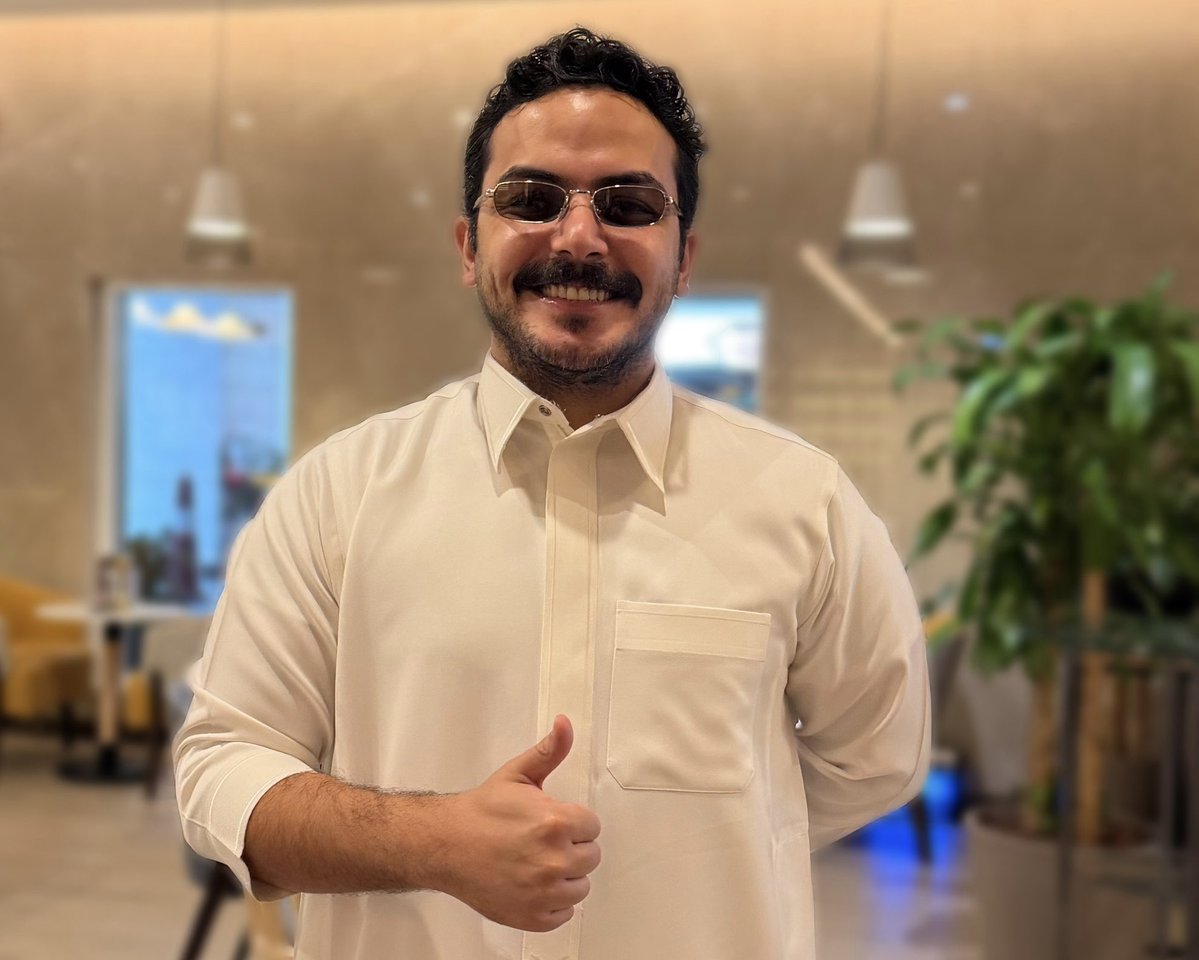 llror1_'s tweet photo. لُقيـاك عندي يوم عيـد !❤️‍🩹 https://t.co/fmHAd3KiPO