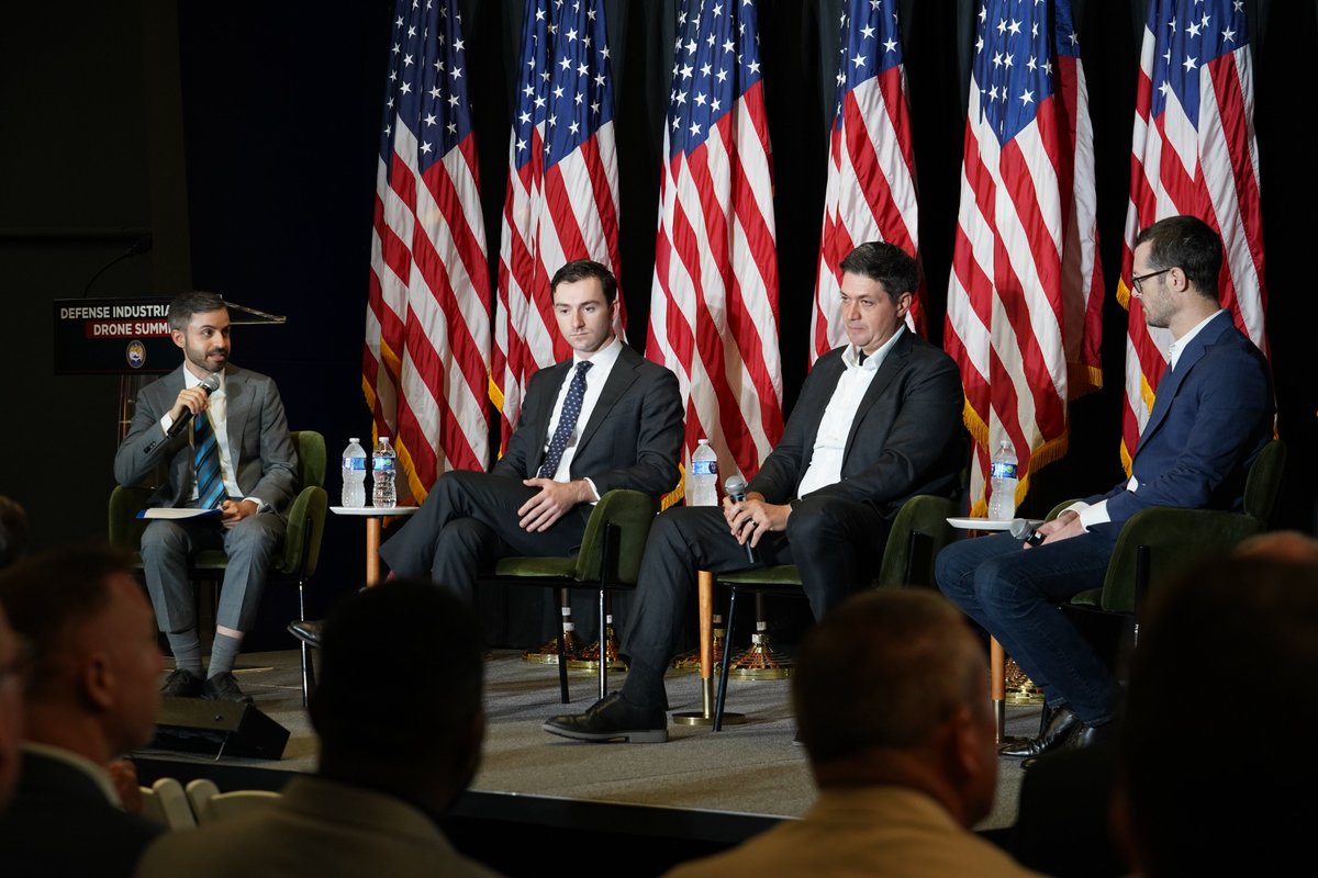 AUVSI's tweet photo. AUVSI's Alex Laska moderated a panel on the drone supply chain at @SBAgov's Inaugural Drone Summit with DASW James Mismash, @UnusualMachines' Allan Evans, and @PDW_ai's Ryan Gury. #UncrewedSystems https://t.co/v2TsHZeWeT