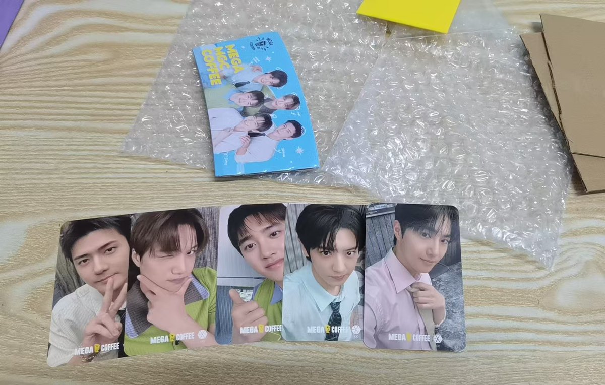 mkxphgo's tweet photo. #SecuredbyMKX #MKXArrival

CN address arrival: 
EXO x MGC MEGA COFFEE Photocard Set https://t.co/o1T7ei8qdQ