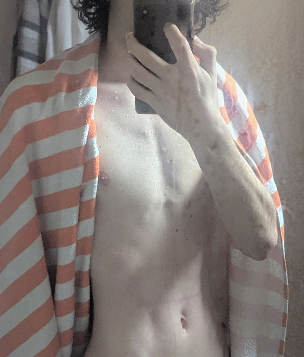 Linkem78's tweet photo. Sooo sad ok now let me get back riding my boyfriend https://t.co/ljRIiePFsl