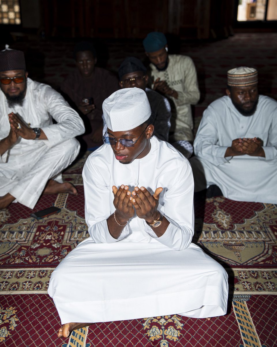 Habbyforex_'s tweet photo. my Muslim brothers ❤️ https://t.co/y0jENbyFZV