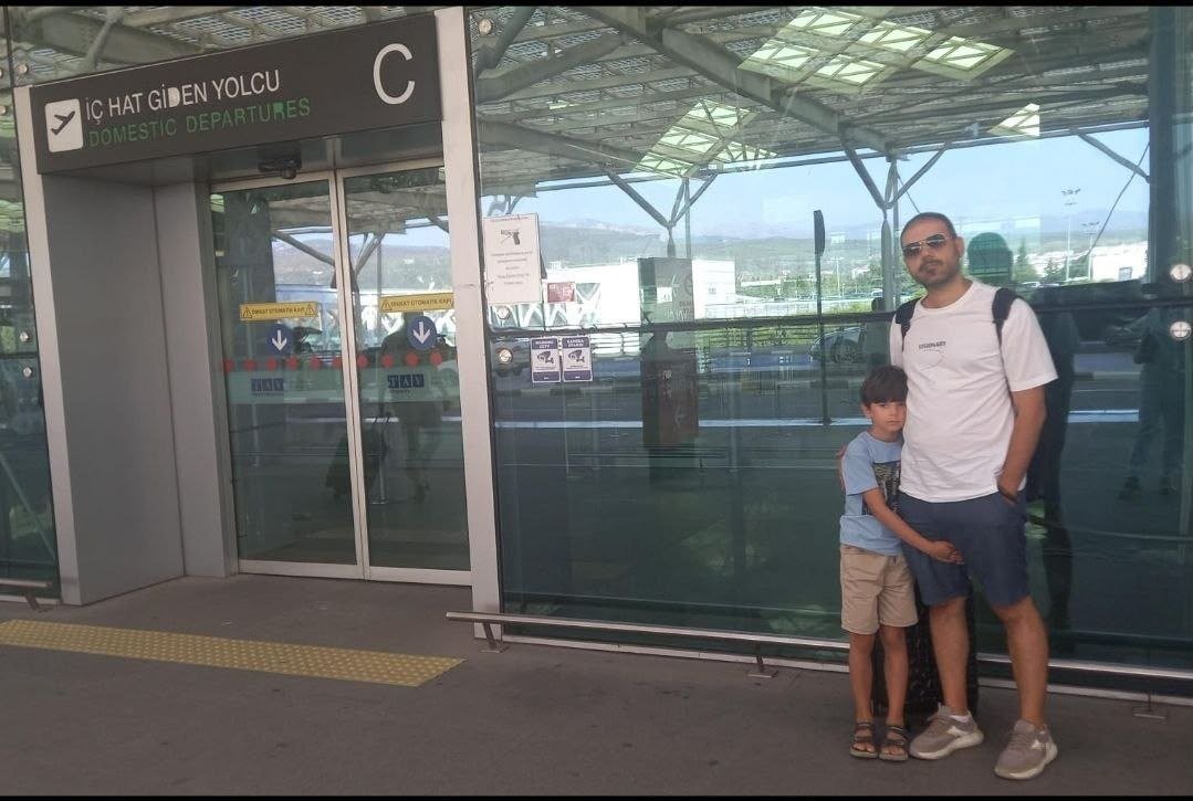 Nergizahin13's tweet photo. Sağlık özrü ve aile birliği sağlanmalı! 3-4 yıldır ayrı yaşayan öğretmenler olarak asker ve polis eşleri gibi il emri bekliyoruz. @Yusuf__Tekin il emrinin yeniden değerlendirilmesini istiyoruz. #AilemiVerYusufTekin ⚕️⏳📢 https://t.co/X3HaBJ3v8t