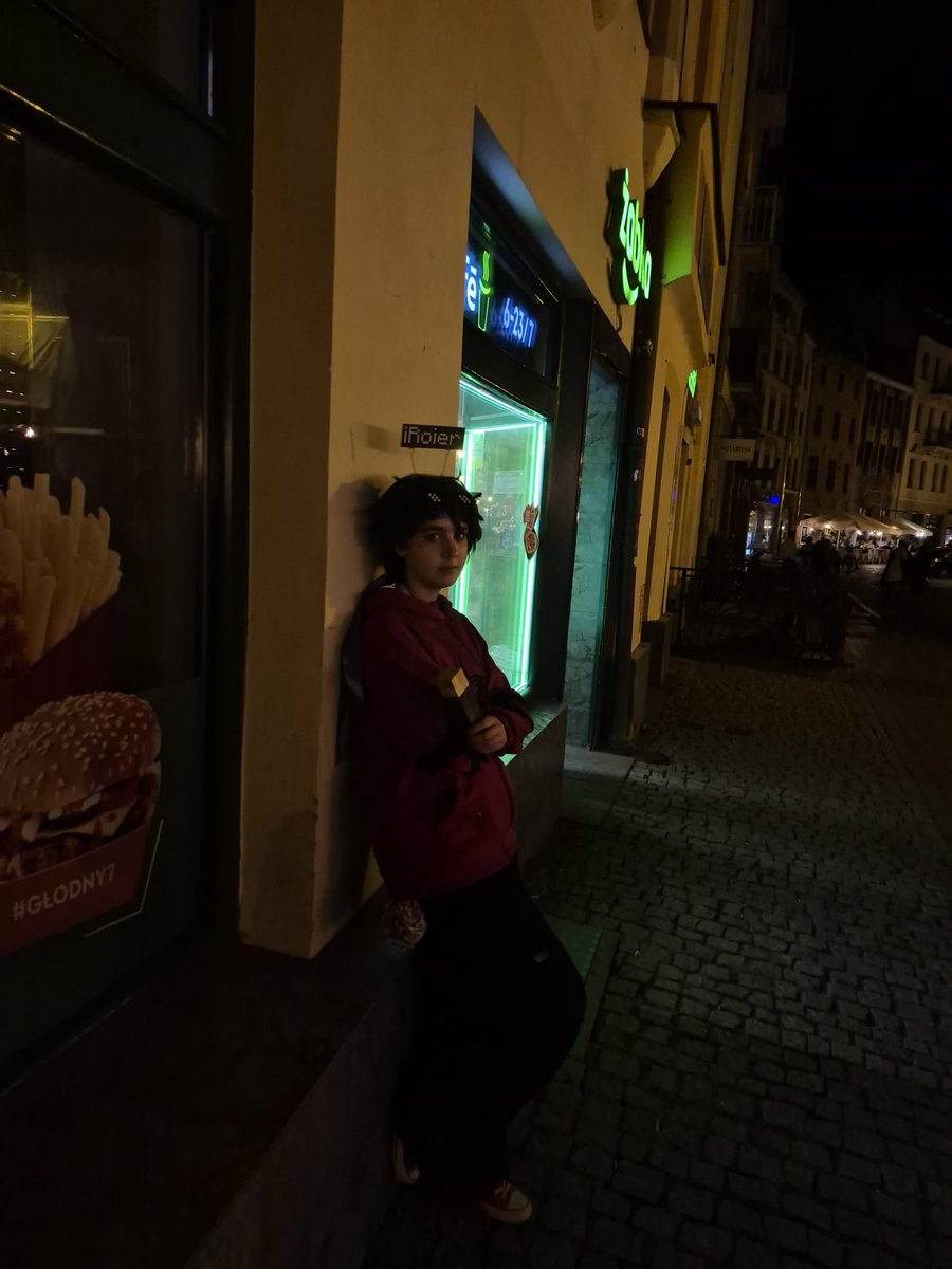 rcjdhvgxf's tweet photo. Polish q!roier??
#roier #qsmp2 #cosplay https://t.co/8GtGMayqAi