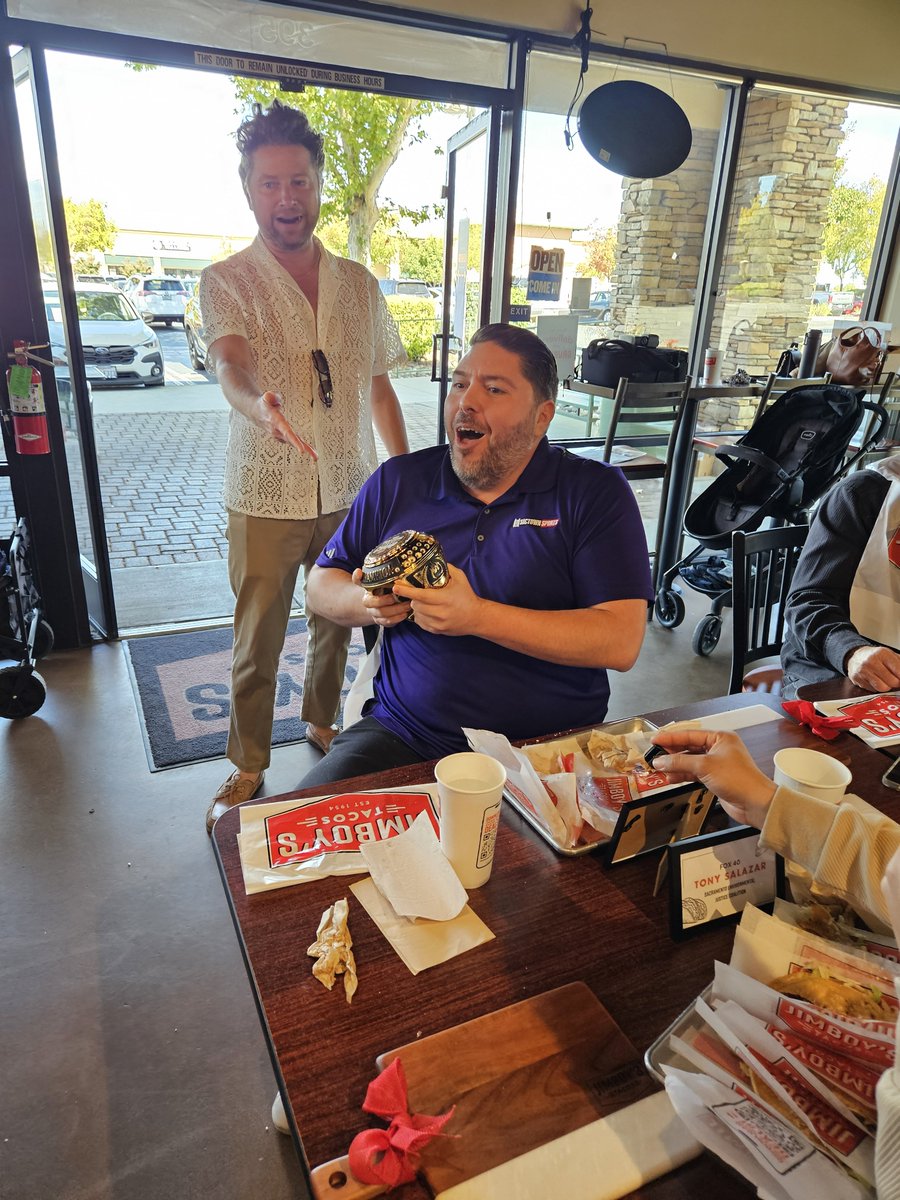 JasonRoss1140's tweet photo. There are many great success stories in the world. Our guy Chris Verlod took down the best and heavy favorite Mark S. Allen in the Jimboy's taco eating championship. I have never been more proud. https://t.co/pn4NyJtkww