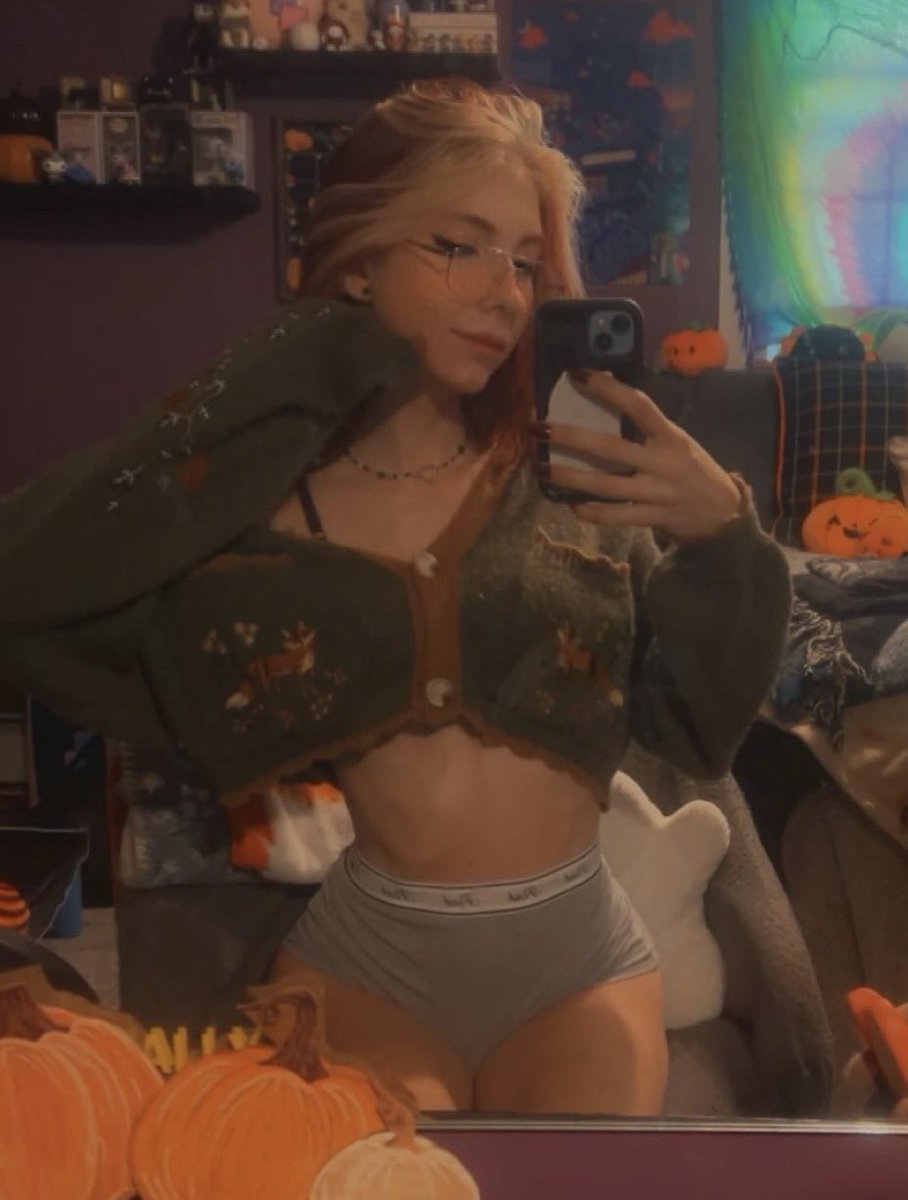 Annnacuck's tweet photo. kik annascucc, make detailed captions, edits, censors, tributes on Anna please I can feed, zoom into her pics and make her your pfps, session: 0541904ed909d10ad483555e66ce41202330086fa2dfd70cae951679bd6c9fd777 https://t.co/6PnkcoWfNb