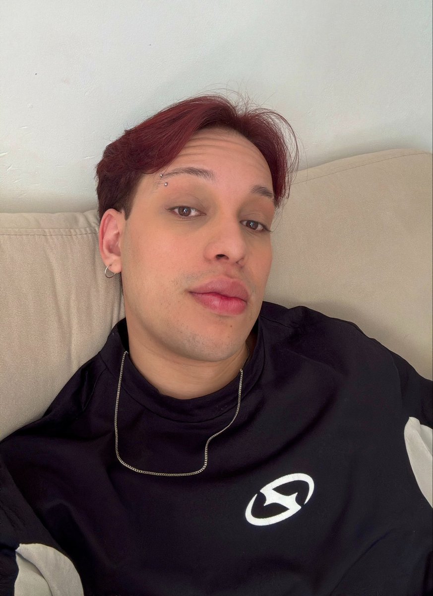 okaylipe's tweet photo. amei a trend nova https://t.co/IN4Cba3PEw