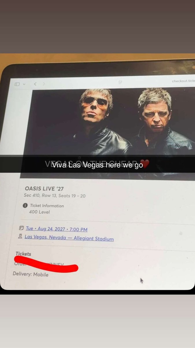 jackcwhufc24's tweet photo. Las Vegas baby is on for oasis https://t.co/XnmeXSZn4p