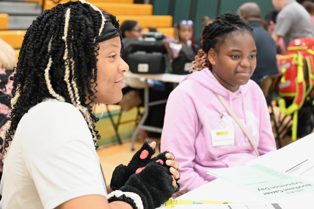 BhamCitySchools's tweet photo. Today was Leadership Birminghamโs Justice League Career Exploration Day at Woodlawn High School!
The event connected Woodlawn scholars with professionals representing a variety of career fields through an interactive, small-group format. #SuccessStartsHere ๐ง๐ฝโ๐ญ๐ฉ๐พโ๐ผ๐ง๐ฟโ๐๐ฉ๐ผโโ๏ธ๐ง๐ฟโ๐ฌ๐ฎ๐ฝโโ๏ธ https://t.co/zkL8Ufq7lR