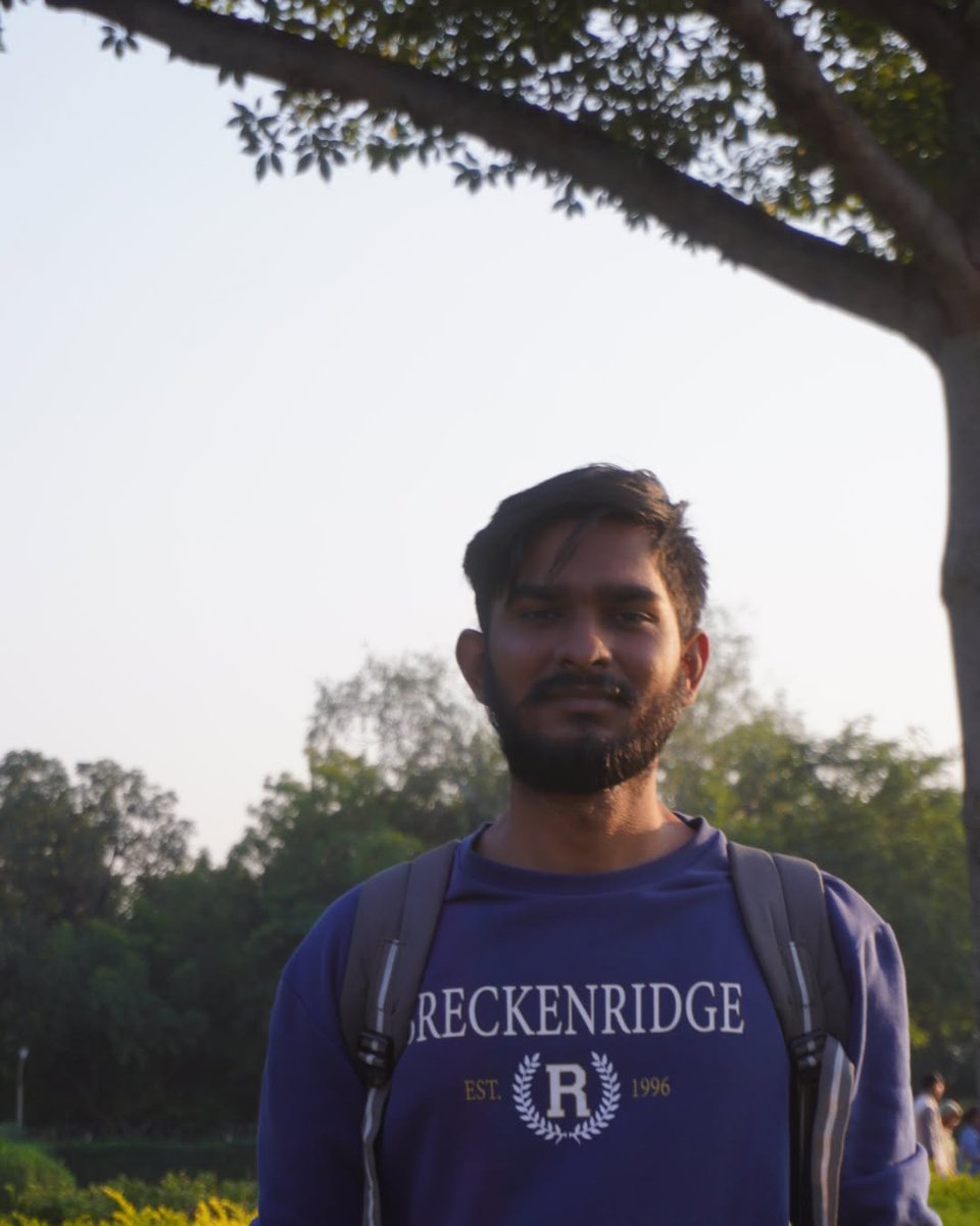 BebeKordish's tweet photo. Waqt dhal jaata hai, par pattharon par ukeri shaan hamesha kayam rehti hai. Khajuraho ke mandir sirf imaratein nahi, hamari dharohar aur sanskriti ki pehchan hain. https://t.co/72OyAj5DaJ