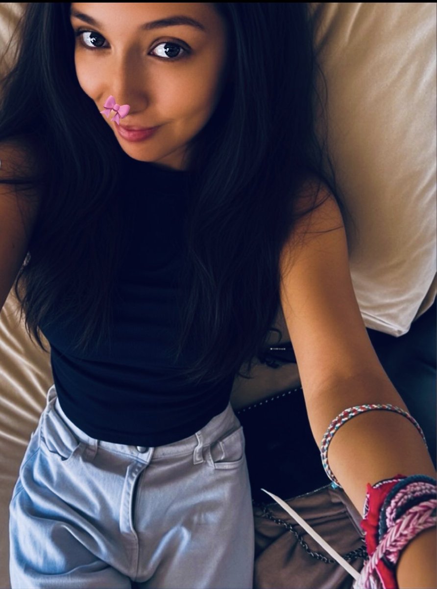 SourisChou22's tweet photo. 💄✨💅 https://t.co/01dXi0zWgE