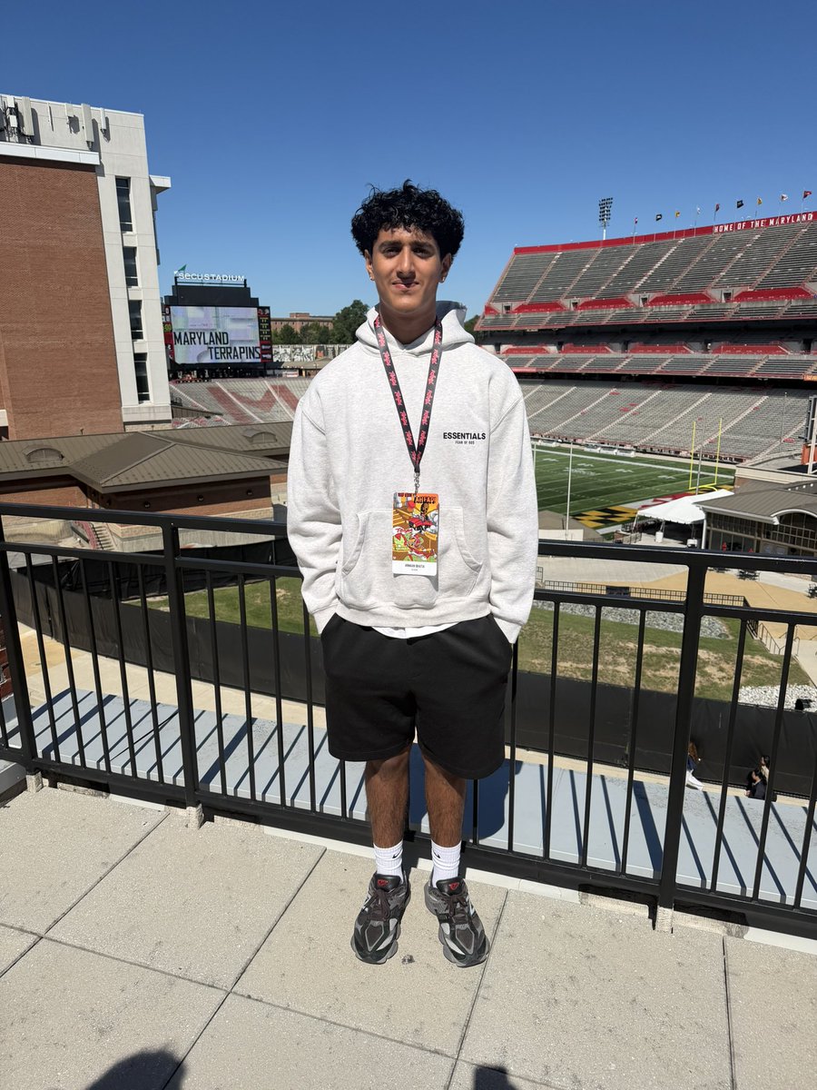 ArmaanBhatia31's tweet photo. Thankful for the great visit to @TerpsFootball today with the OG Ducks 14u. #FearTheTurtle🐢 

@GregBiggins @adamgorney @SWiltfong_ @ChadSimmons_ @BrandonHuffman @3dqb_SoCal @TopPreps @CoachPepHam @CJTrickett9 https://t.co/8zXRndoj16