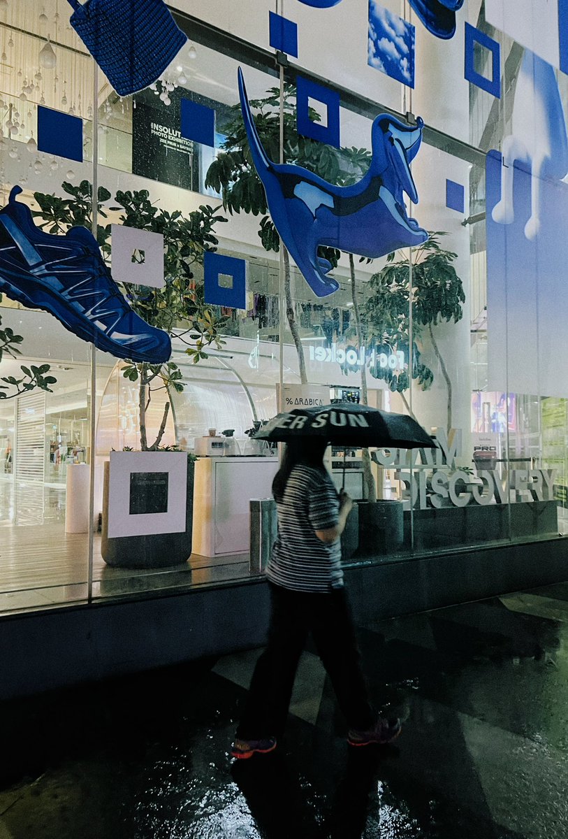 BlackjellyDevil's tweet photo. ☔️
#SUPERSUN
#SUPERSUNCULTURE https://t.co/4bUhd43YvW