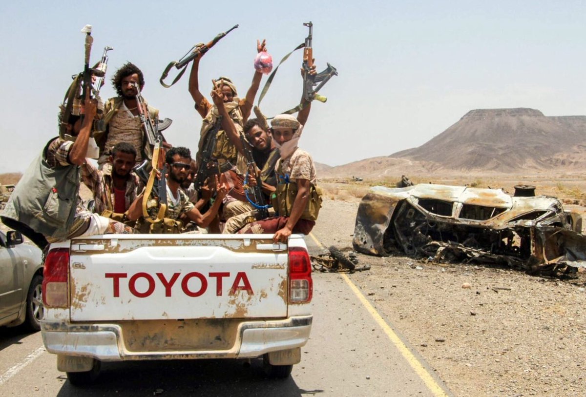 blackstarops's tweet photo. toyotas of war https://t.co/V7OFcczMO0