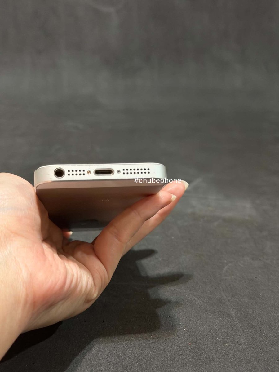 chubephone's tweet photo. ♡ iPhone 5s 16GB 𓈒 1290 free shipping🪽
    ❨ silver ❩ 
𓈒 WiFi รอยเครื่องตามการใช้งาน
𓈒 ไม่ติด iCloud รีเซ็ตได้ปกติ
𓈒 สแกนได้ กดได้
𓈒 ตำหนิ : ใส่ซิมไม่ได้
⠀⠀⠀⠀⠀⠀   𓈒 💌
🛼💭 CF แคปทักไลน์ : @737tcypo

#ไอโฟน5s #iphone5s #ไอโฟน6 #ไอโฟนมือสอง #ส่งต่อไอโฟน #iphone6 https://t.co/MkcArS8gvF