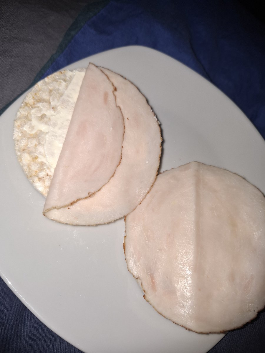Pixelx_pulse's tweet photo. What i ate today૮₍ ´ ꒳ `₎ა
Ate 976 cal
Burned like 200cal (my lazy ass did not move much) https://t.co/PQUVehCGoO