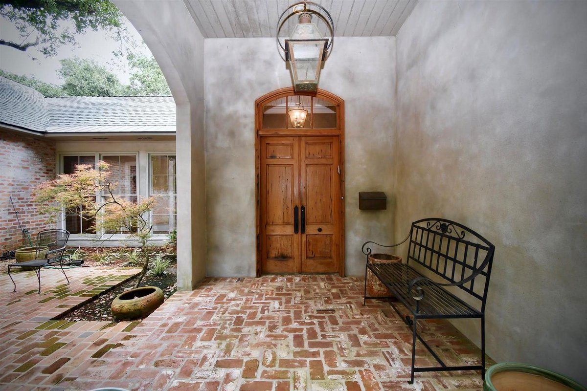 CleefDonald's tweet photo. Do you know someone looking for a great property in Alexandria? Please pass this along! #HereToHelp
Don Van Cleef, REALTOR®
Call or text: 318-613-1444
Key Realty LLC, Licensed by LREC
#ClientFocused #RealEstate #HouseHunting https://t.co/LCCDsf7mcv