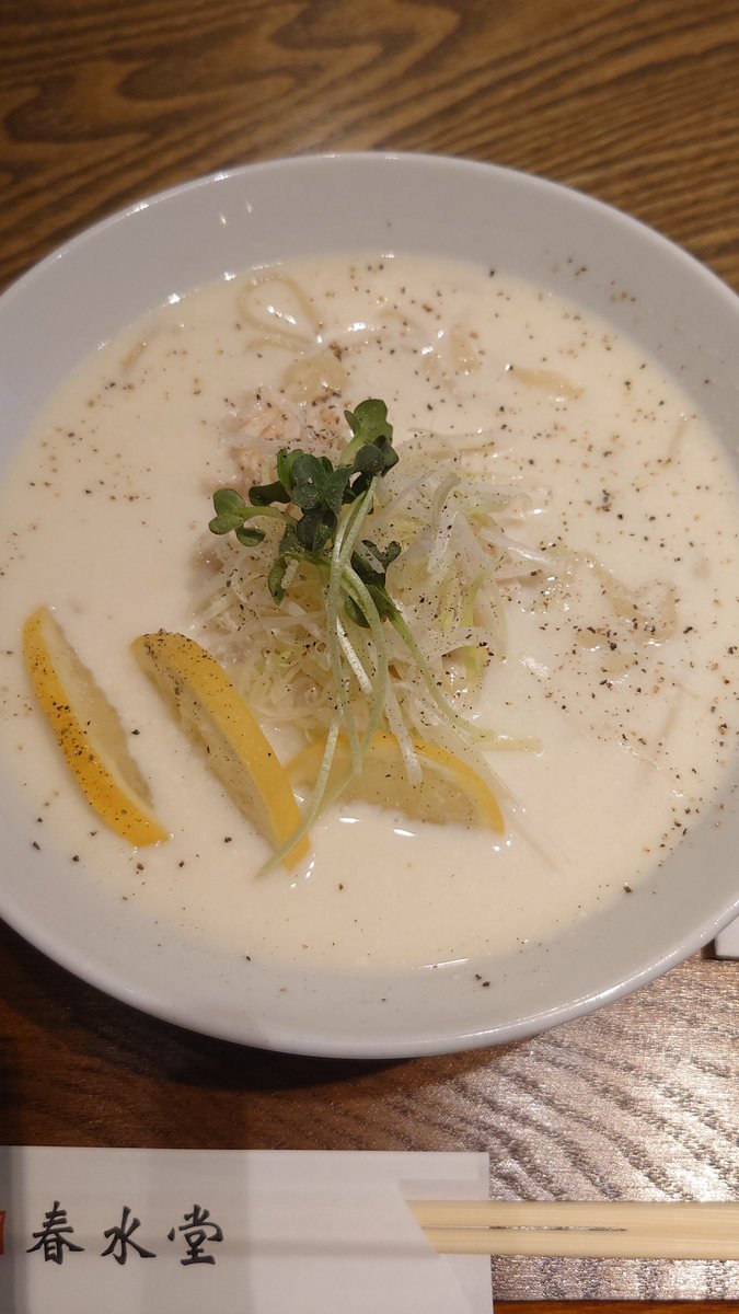 kaoripenguin's tweet photo. 最近行ったラーメン屋さん🍜のラーメンを載せる〜♪
・麺屋33
・塩生姜らー麺専門店MANNISH
・春水堂
・ラー麺ずんどう屋 https://t.co/JbJBEKXjcj