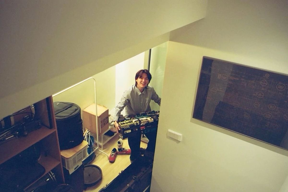 blue__orchestra's tweet photo. loving this a lil bit too much like…

“ehh bentar2 kak liat sini dulu aku mau foto”

lalu dia memberikan SENYUM IMUPNYA 

- sekian https://t.co/aoW6LAplHF