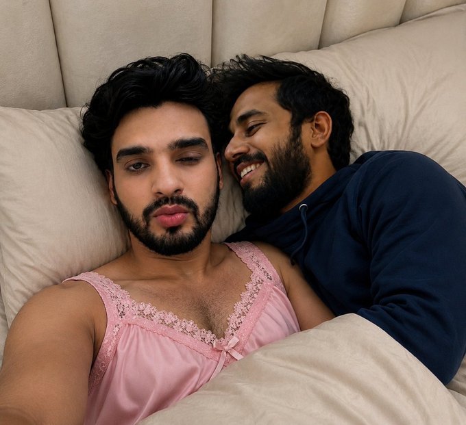 RishuRaj511's tweet photo. @holyXUser What about them😭 https://t.co/VAlgZvMzoJ
