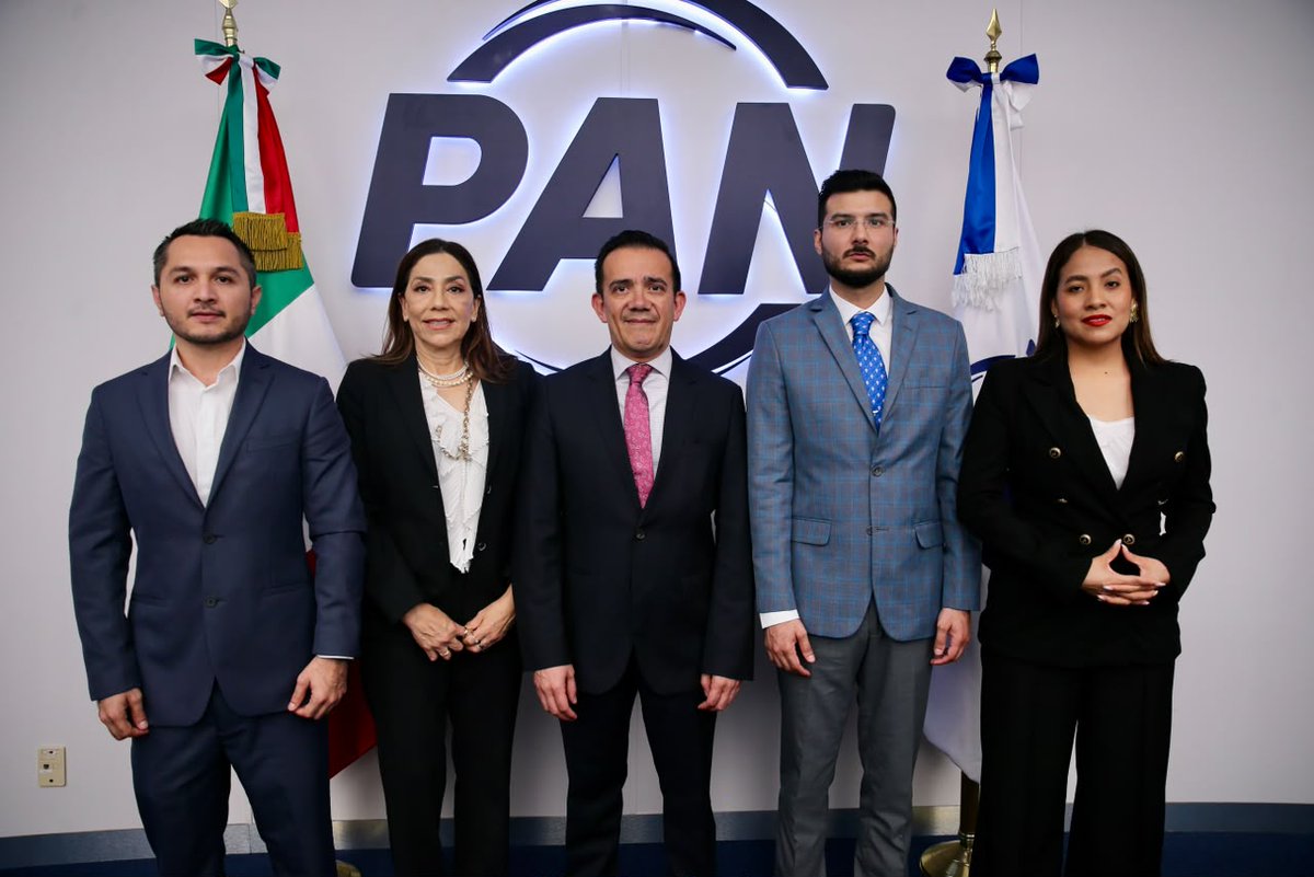 CNPEPAN2629's tweet photo. ¡Con rumbo, estamos listos para 2027! 🇲🇽

Con la instalación de la Comisión Nacional de Procesos Electorales del PAN 2026–2029, iniciamos una nueva etapa para fortalecer nuestra vida democrática interna.

🔵 Bienvenidos a las redes oficiales de la #CNPE. https://t.co/0RZMZm5o2K