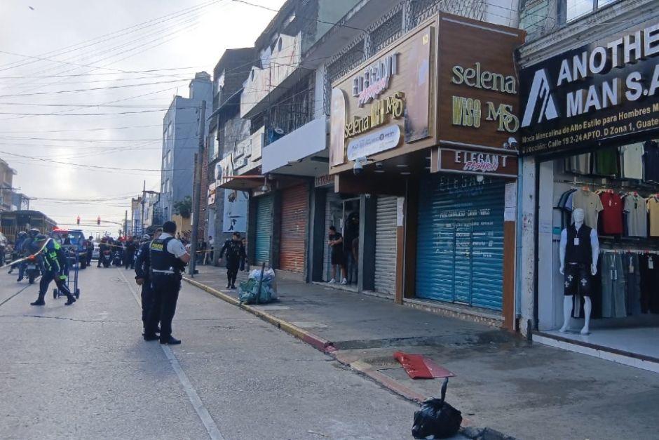 Identifican a víctimas que fueron atacadas en un comercio de zona 1