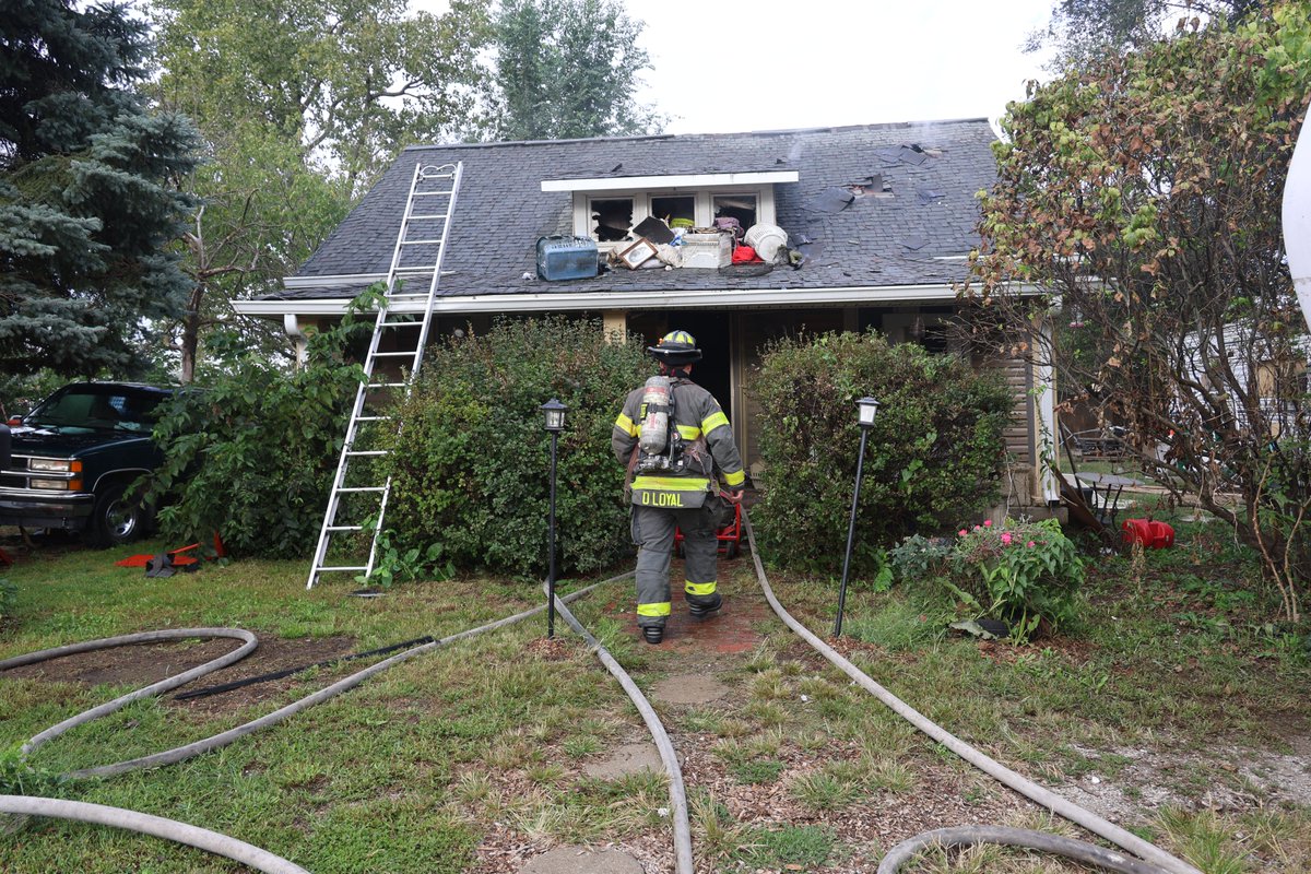 IFD_NEWS's tweet photo. 9:12 AM - An unattended candle is to blame for a fire on the second floor of a residence at 2522 S California St early this morning. 3 Adults, 2 Dogs and 1 Cat displaced - all unharmed.  #IFD arrived to find smoke showing and made an aggressive attack. The fire was brought under https://t.co/SY35OGZJhU