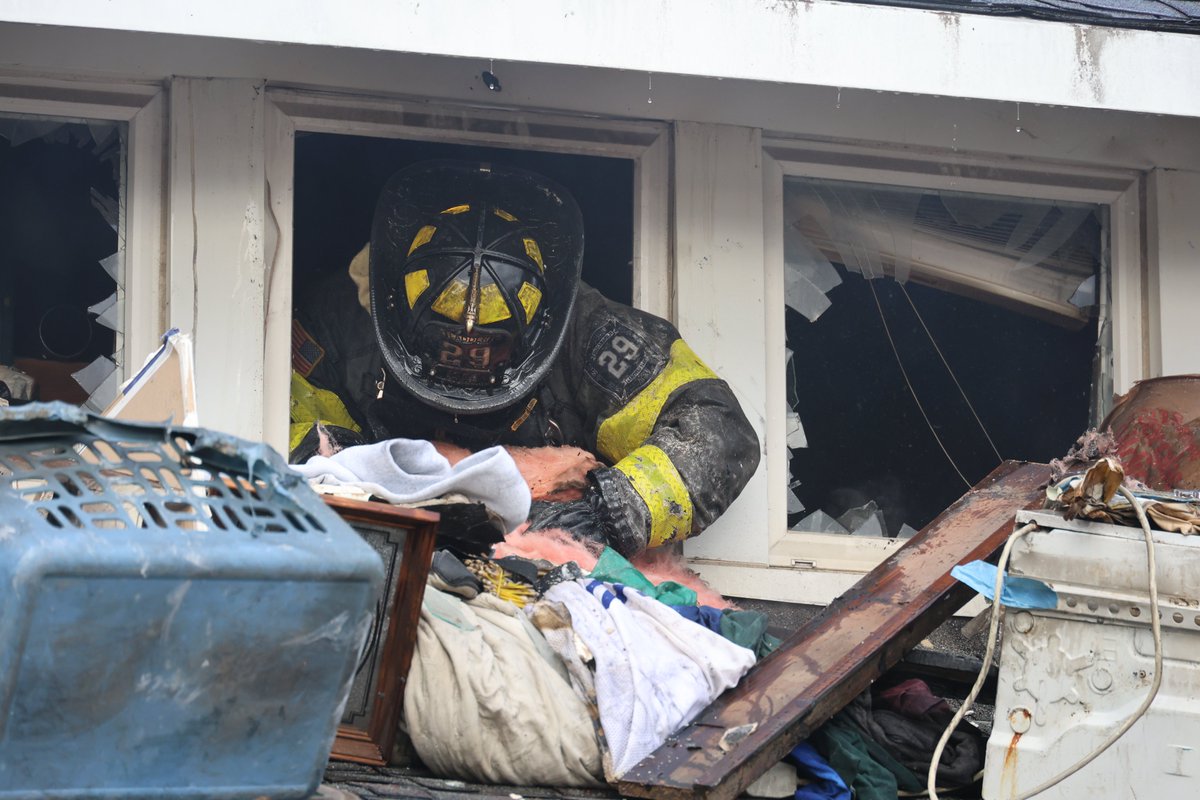 IFD_NEWS's tweet photo. 9:12 AM - An unattended candle is to blame for a fire on the second floor of a residence at 2522 S California St early this morning. 3 Adults, 2 Dogs and 1 Cat displaced - all unharmed.  #IFD arrived to find smoke showing and made an aggressive attack. The fire was brought under https://t.co/SY35OGZJhU